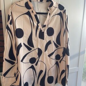 Women's Long Sleeve Blouse 2XL Beige and Black Print
